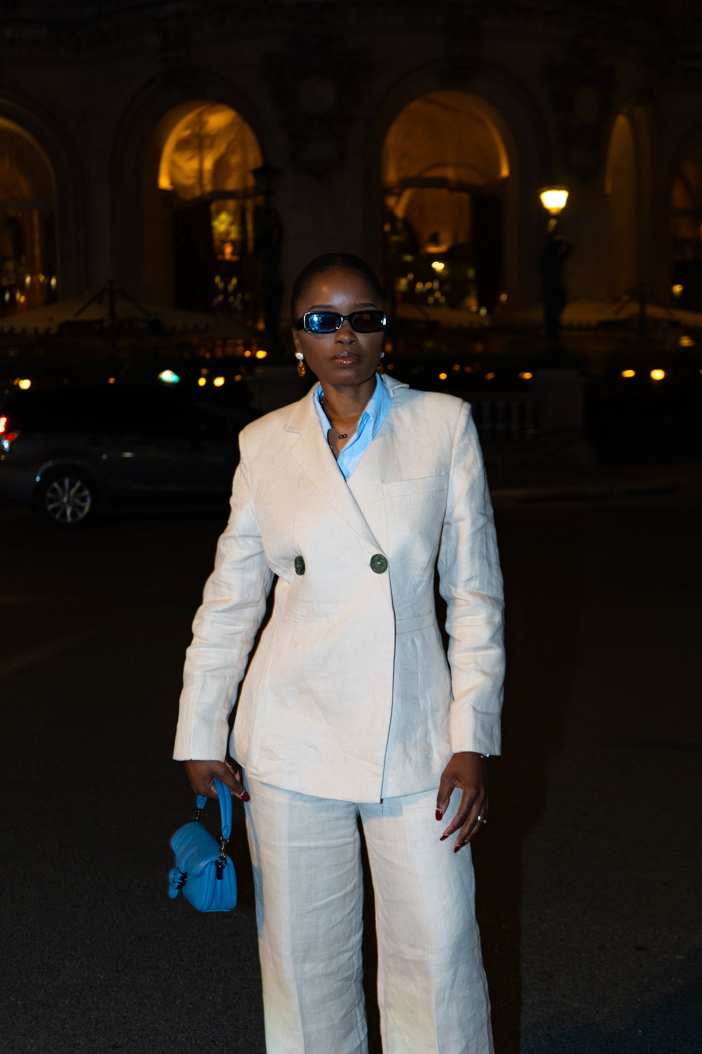 Tailleur croisé en Lin à boutons en Pierre de MBIGOU